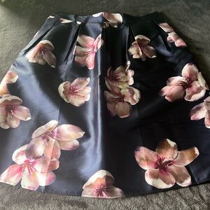 Women’s floral navy and pink skirt, 3XL